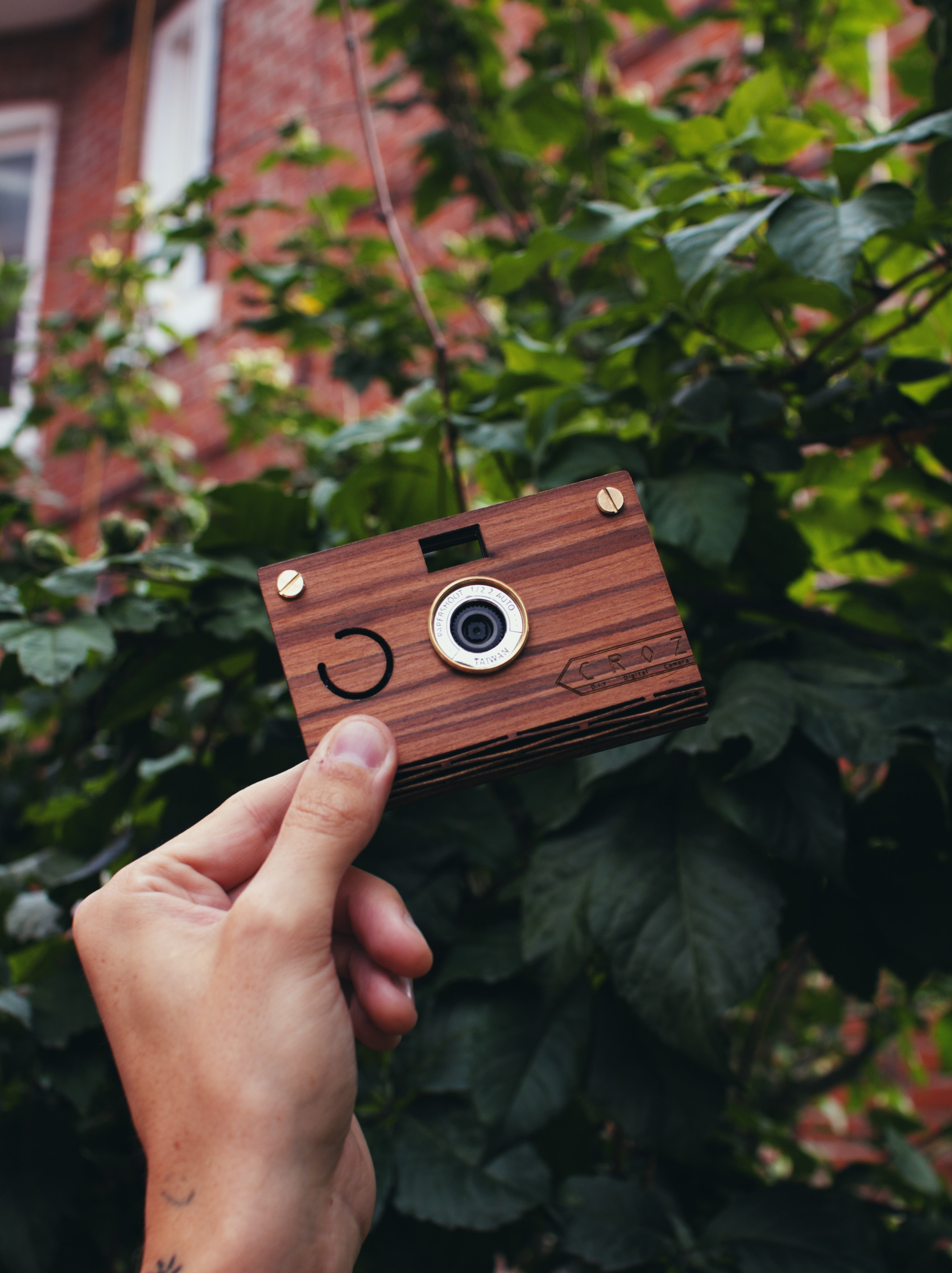 【18MP】Camera Bundle - Simple Light Wood Camera Set