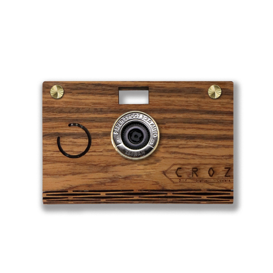 Simple Light Wood Camera